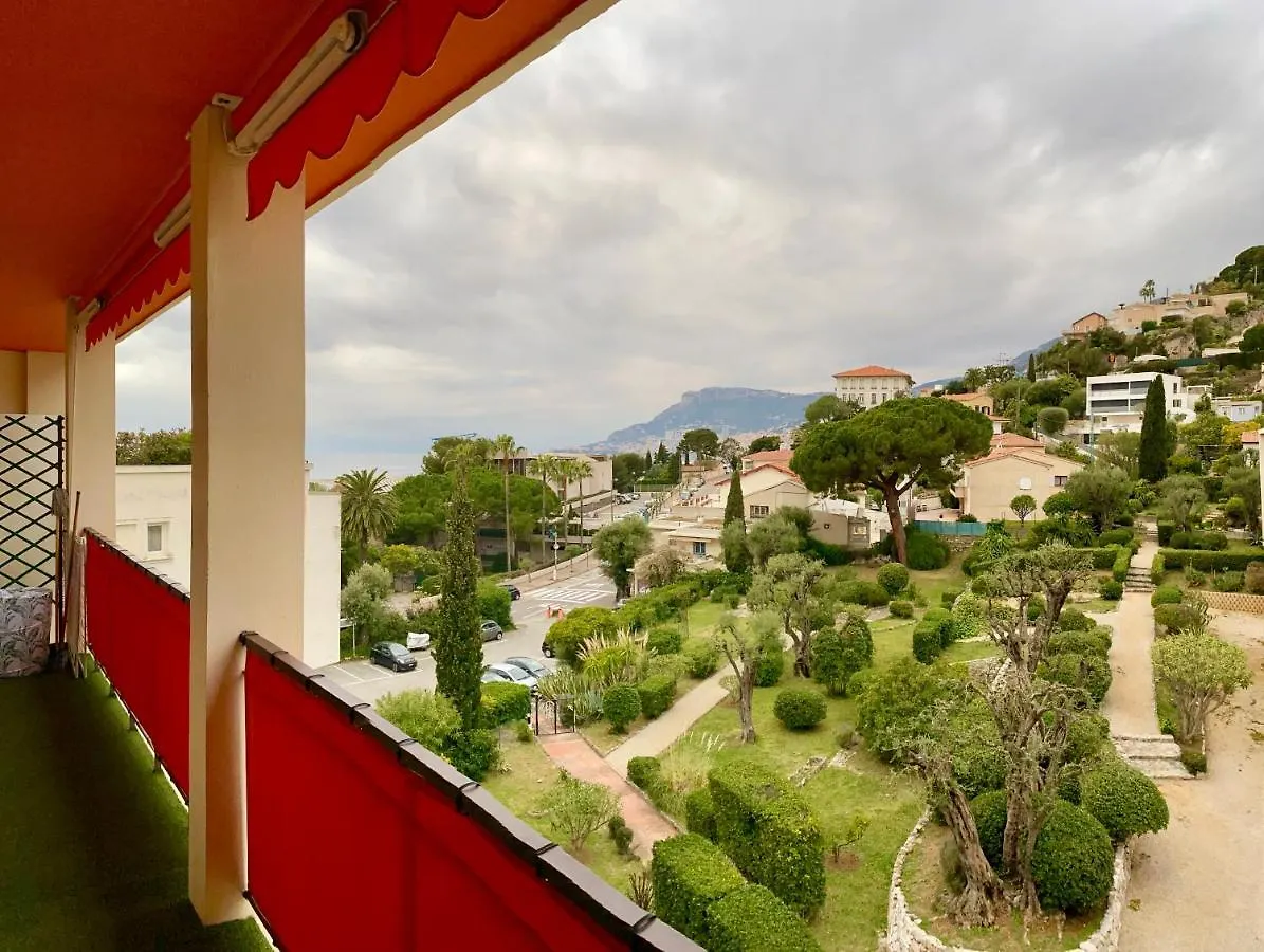 Appartement Charmant 2 Pièces Vue sur Mer et MONTE-CARLO à ROQUEBRUNE CAP MARTIN