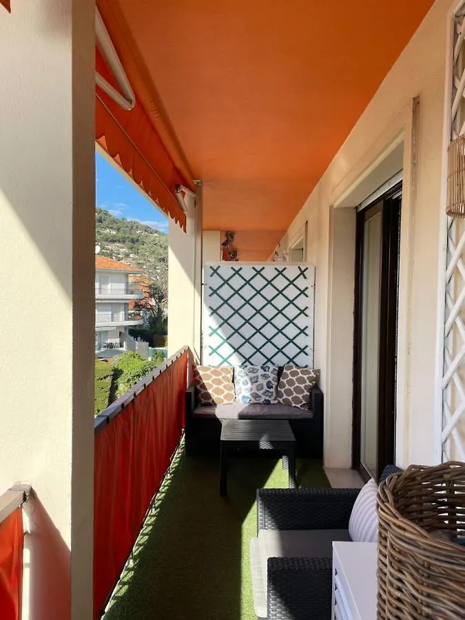 Appartement Charmant 2 Pièces Vue sur Mer et MONTE-CARLO à ROQUEBRUNE CAP MARTIN France